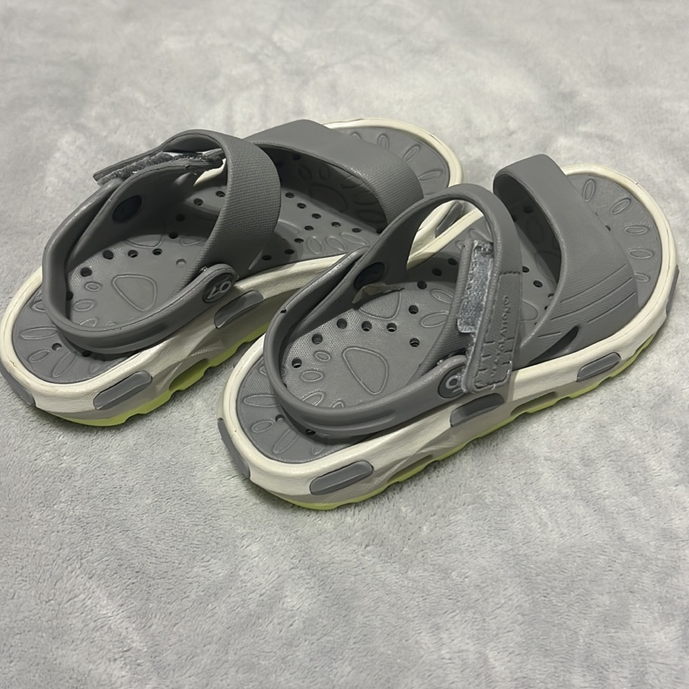 😎Ventolation Sandals😎 - Picture 2 of 5